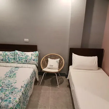 Inn Felicidad Resto And House
